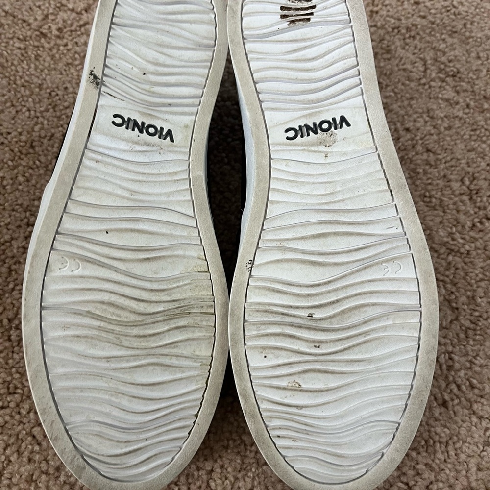 Vionic - image 6